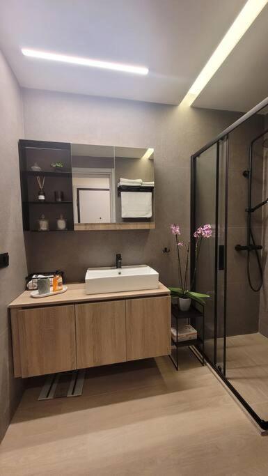 8 Blocks Apartments 1B Александроуполис Экстерьер фото